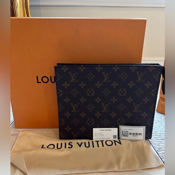 BNIB Louis Vuitton Black and Brown Monogram Sz 26 Pouch Box, Bag, Ribbon - Picture 5 of 14